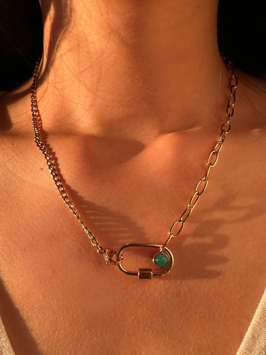 Collier Jenny pendentif fermoir pierre bleu